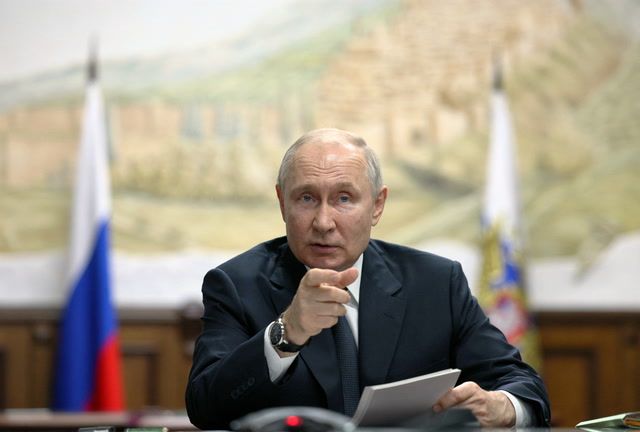 Putin orders nuclear drills near Ukraine
