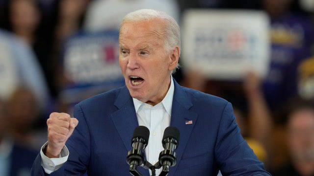 Biden rallies supporters in battleground states