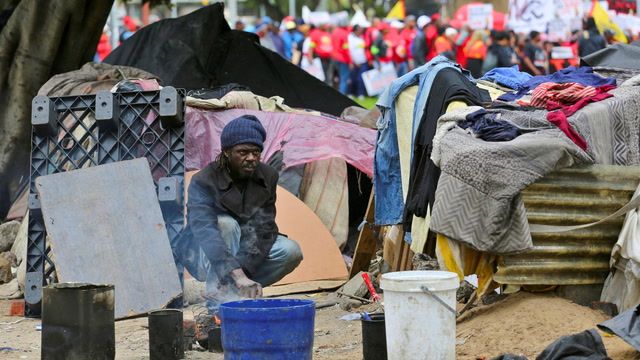 Homeless people ordered off Cape Town's streets