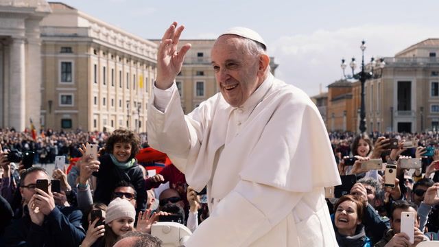 Pope said to have used vulgar term for LGBT people