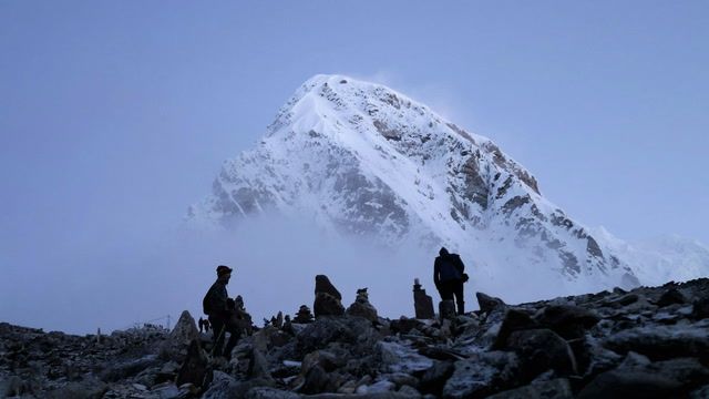 As ice melts, Everest's 'death zone' gives up its ghosts