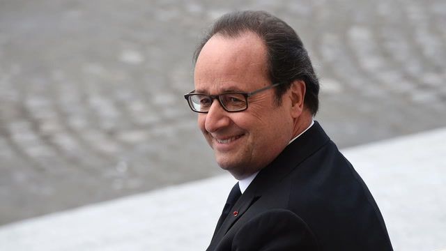 Former president Hollande makes surprise comeback in French election
