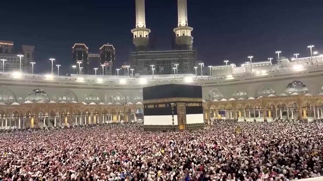 Hajj pilgrimage threatened as hundreds perish in heat