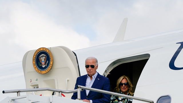 Biden jokes about age on campaign trail