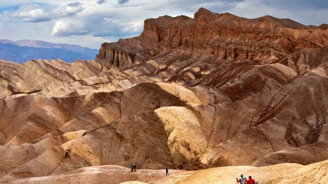 Heat records shattered in Death Valley