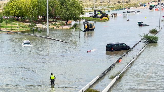 Heavy rains flood Dubai, submerging airport and highways