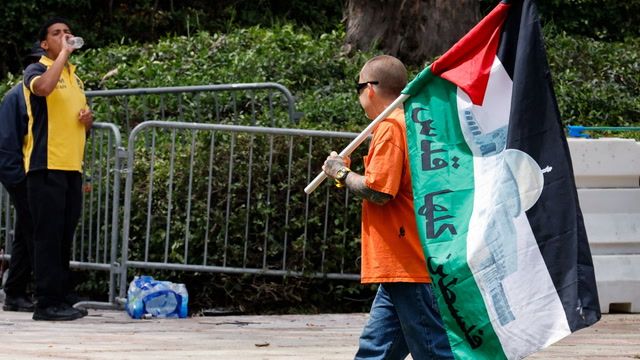 Police clear pro-Palestine encampment at University of California